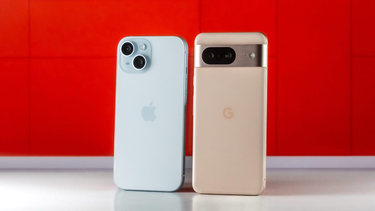 Google&apos;s Pixel 8 and Apple&apos;s iPhone 15