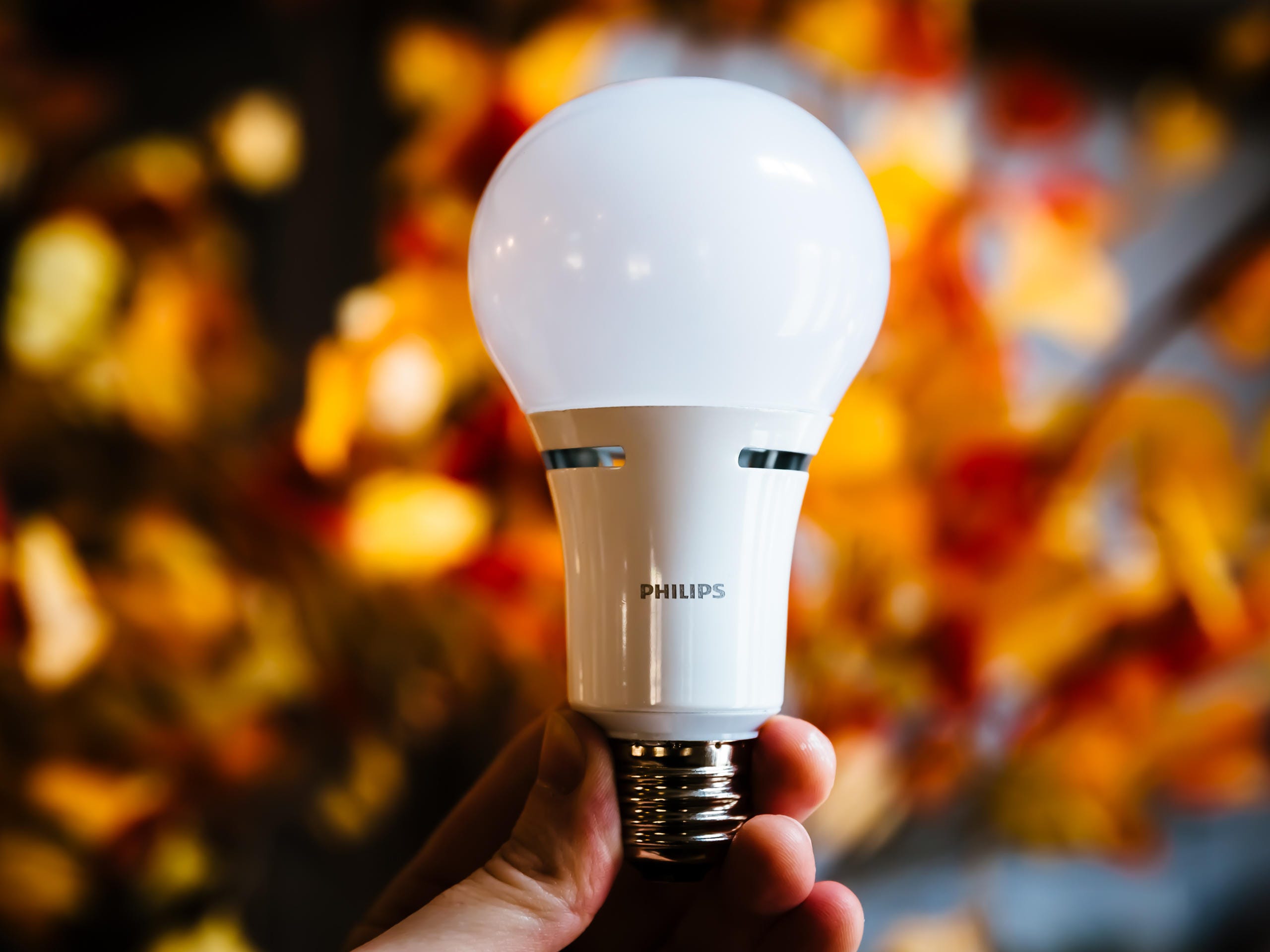 Here are the best 100w LED bulbs for you - CNET