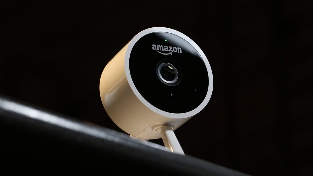 Подредете блясък отглеждане Amazon's Cloud Cam finds the right balance for home security - CNET
