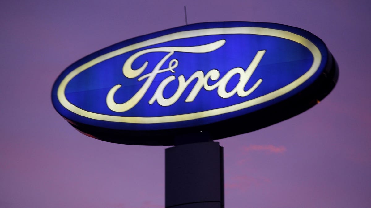 Ford dealer sign
