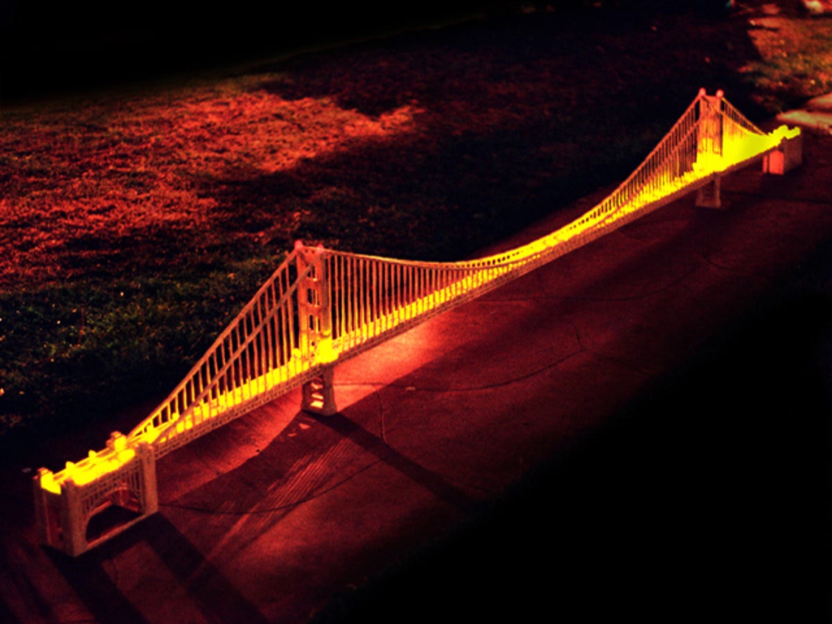 Golden_Gate_Bridge_by_Steven_J._Backman.jpg