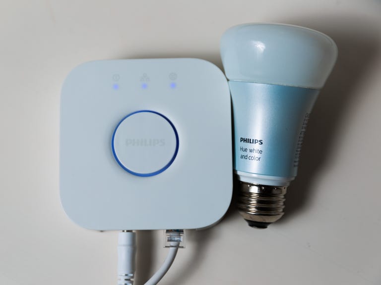 Philips Hue 2.0 Starter Kit review: The biggest name in smart lighting has  lots of new competition - CNET