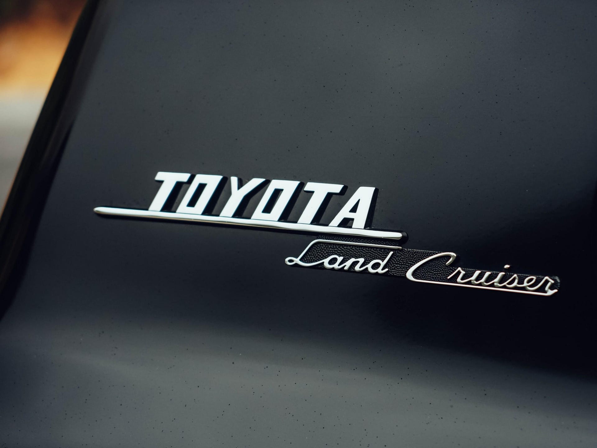 2020-toyota-land-cruiser-heritage-4