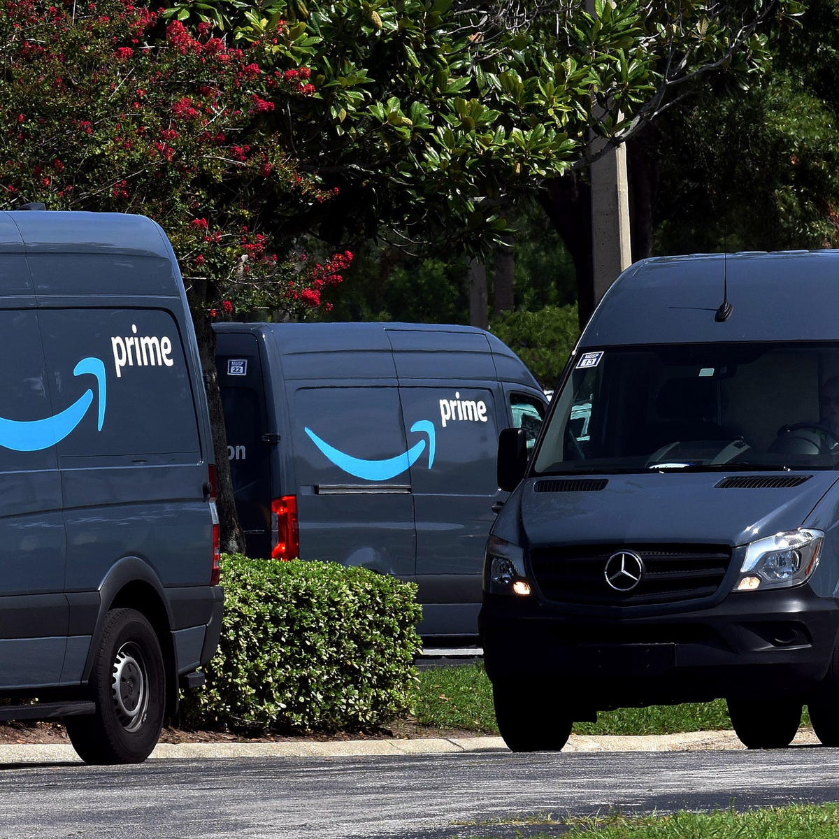 starts offering same-day deliveries that will arrive overnight - CNET
