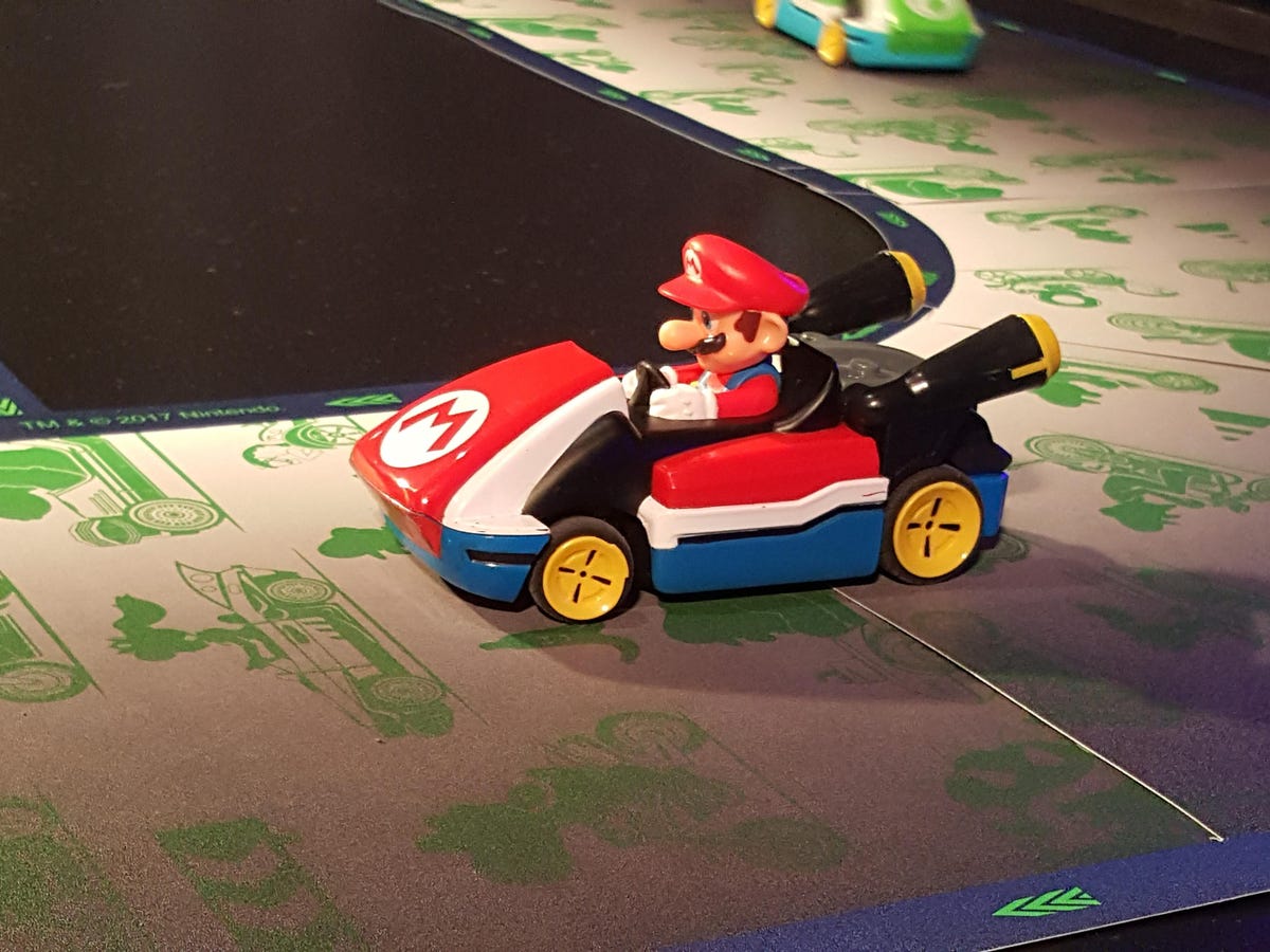 Hot Wheels' Mario Kart track lets you throw shells - CNET