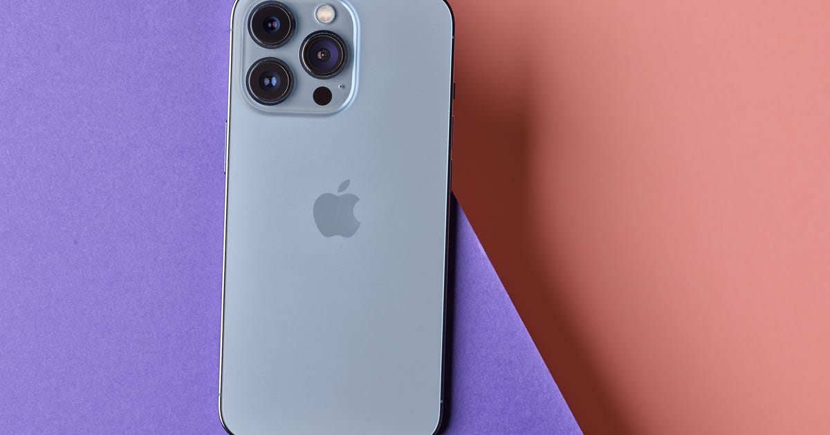 I Redesigned the iPhone 14 Camera So Apple Doesn’t Have To