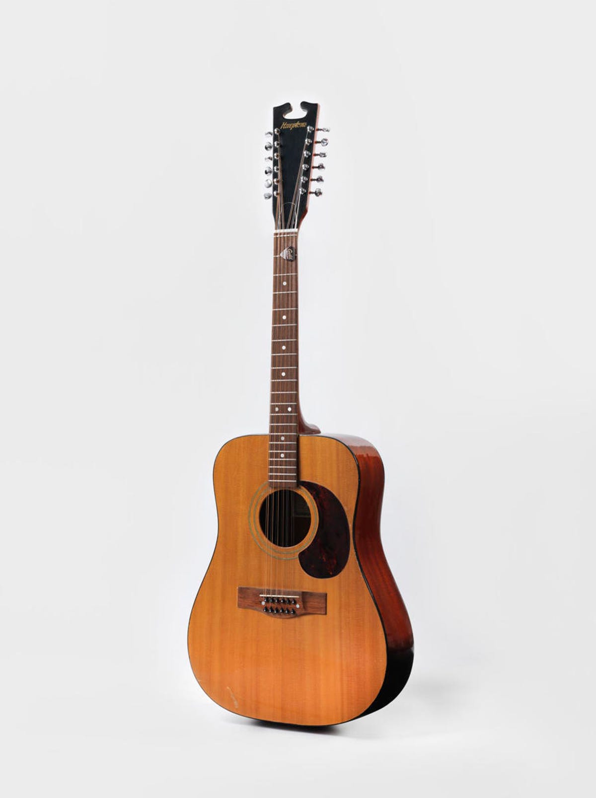 acoustic-guitar-from-the-space-oddity-era-1969