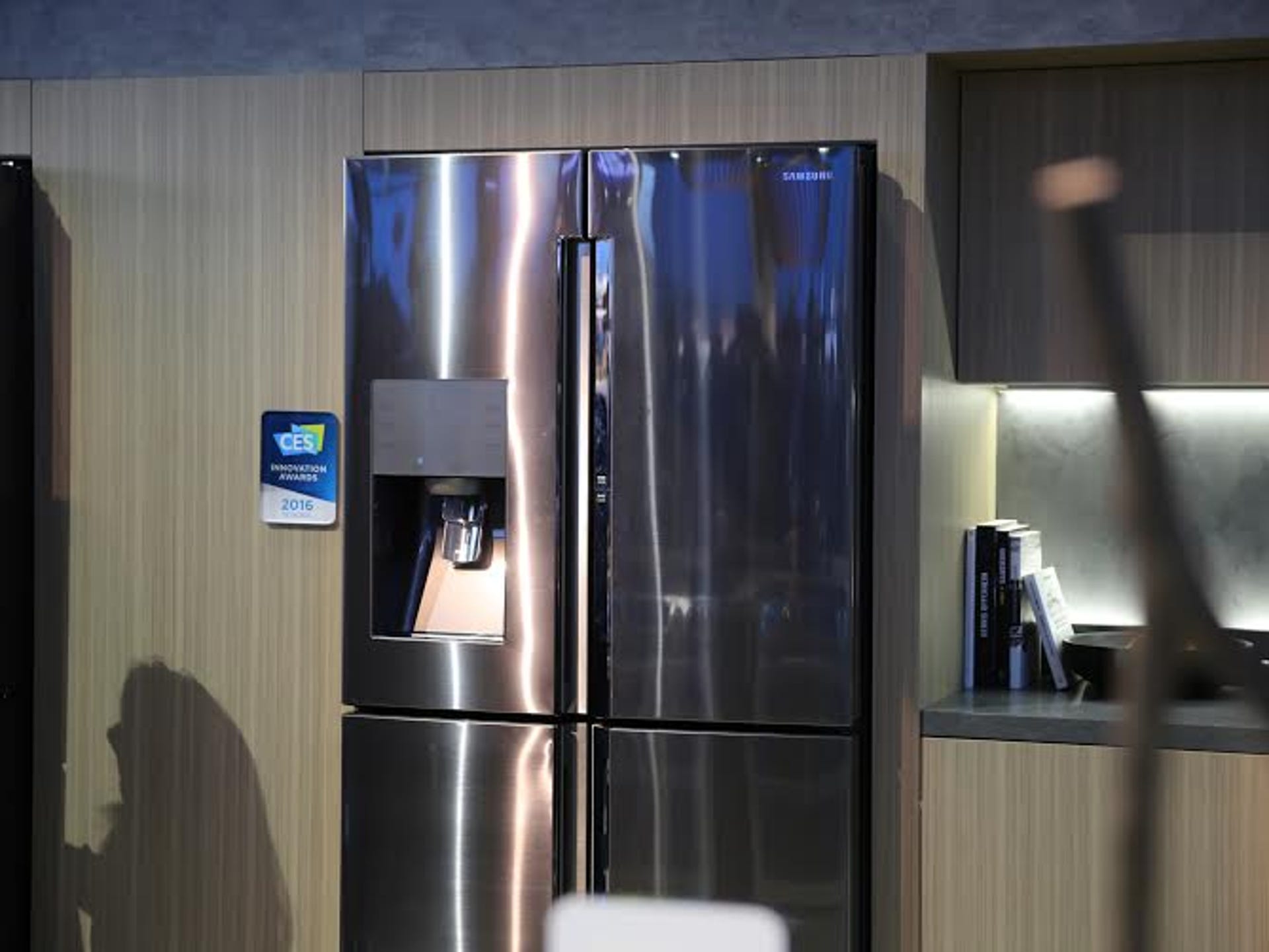 samsung-four-door-flex-food-showcase-refrigerator-promo.jpg