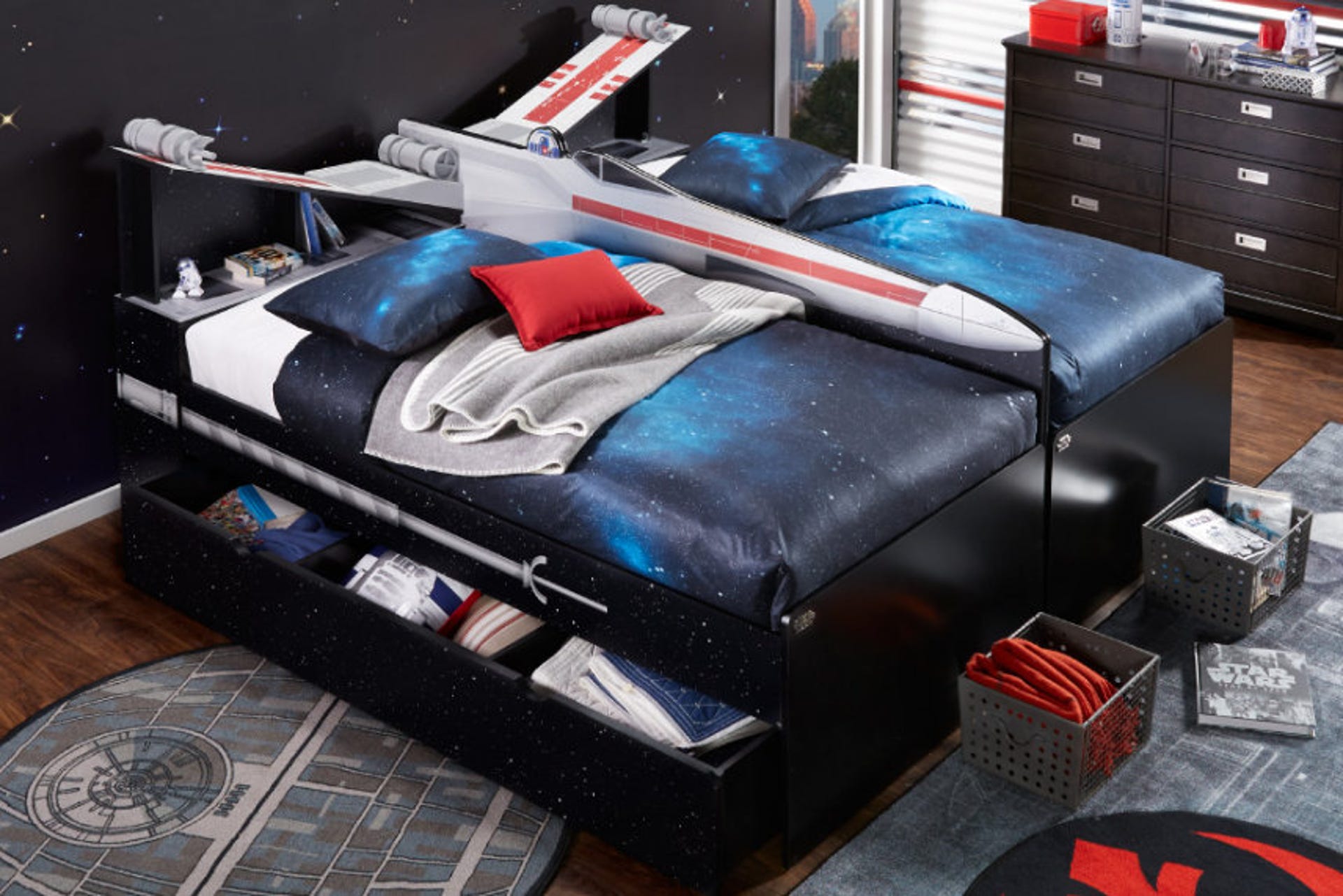X-wing bed