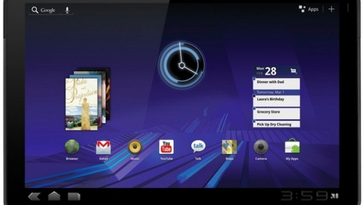 Select Motorola Xoom owners are now getting a licking of Ice Cream Sandwich.