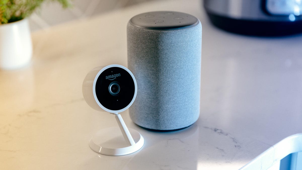 cloud cam with amazon echo device