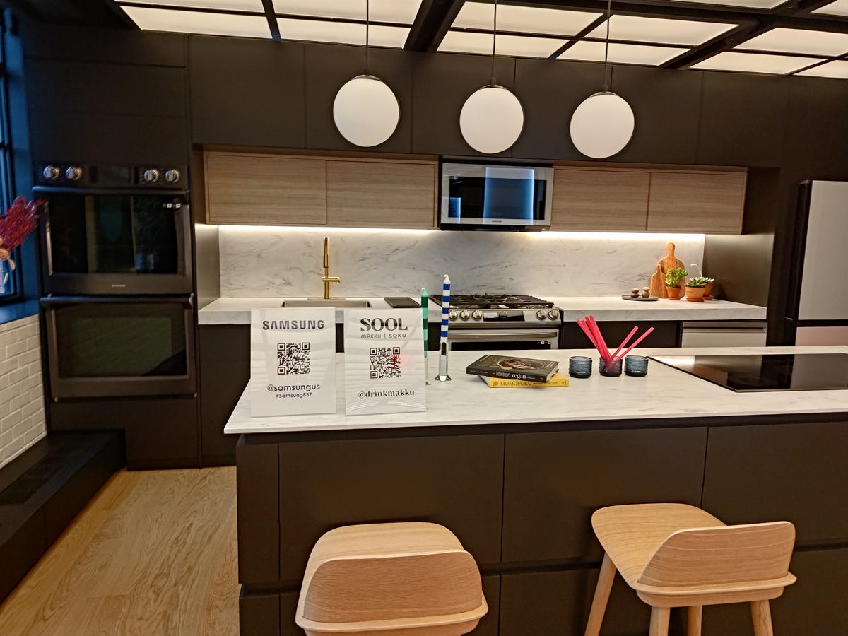 Kitchen concept at Samsung 837.