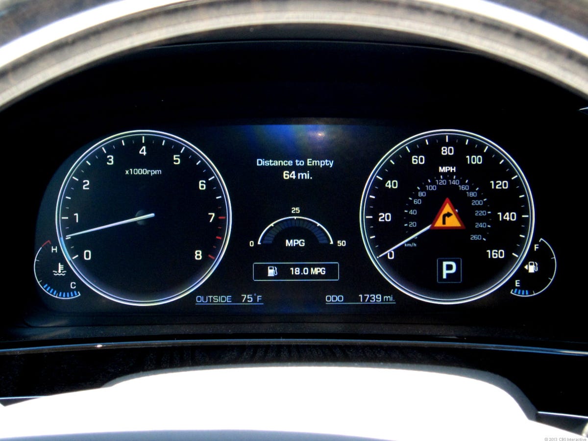 Hyundai's graphics make these virtual gauges look real.
