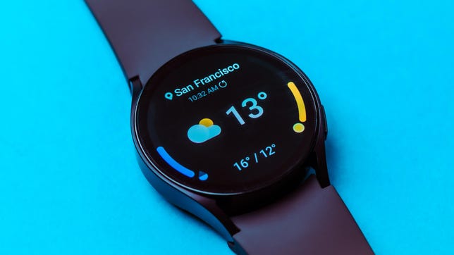 Galaxy Watch 6 and 6 Classic Review: Small Updates, Big Screens