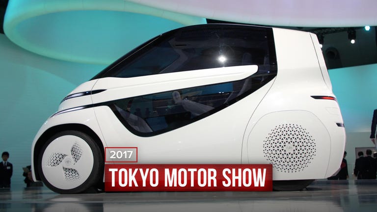 rs-tokyo2017-toyota-i-ride-concept-holdingstill