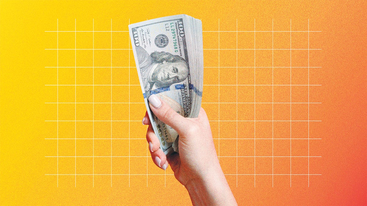 cash-money-stack-100s-yellow-grid.png