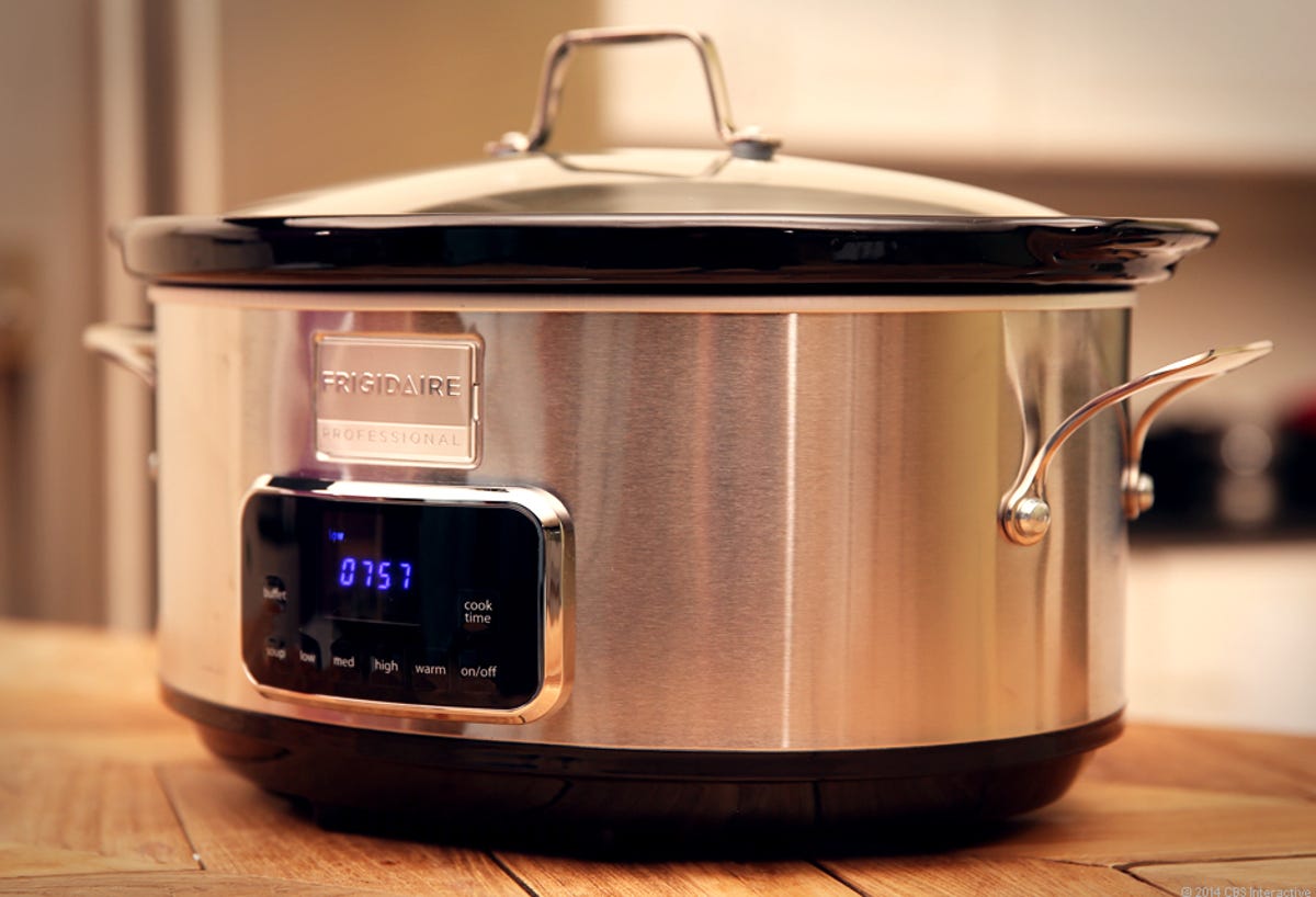 Frigidaire Professional 7-Quart Programmable Slow Cooker review: Resist the  urge to splurge on this slow cooker - CNET