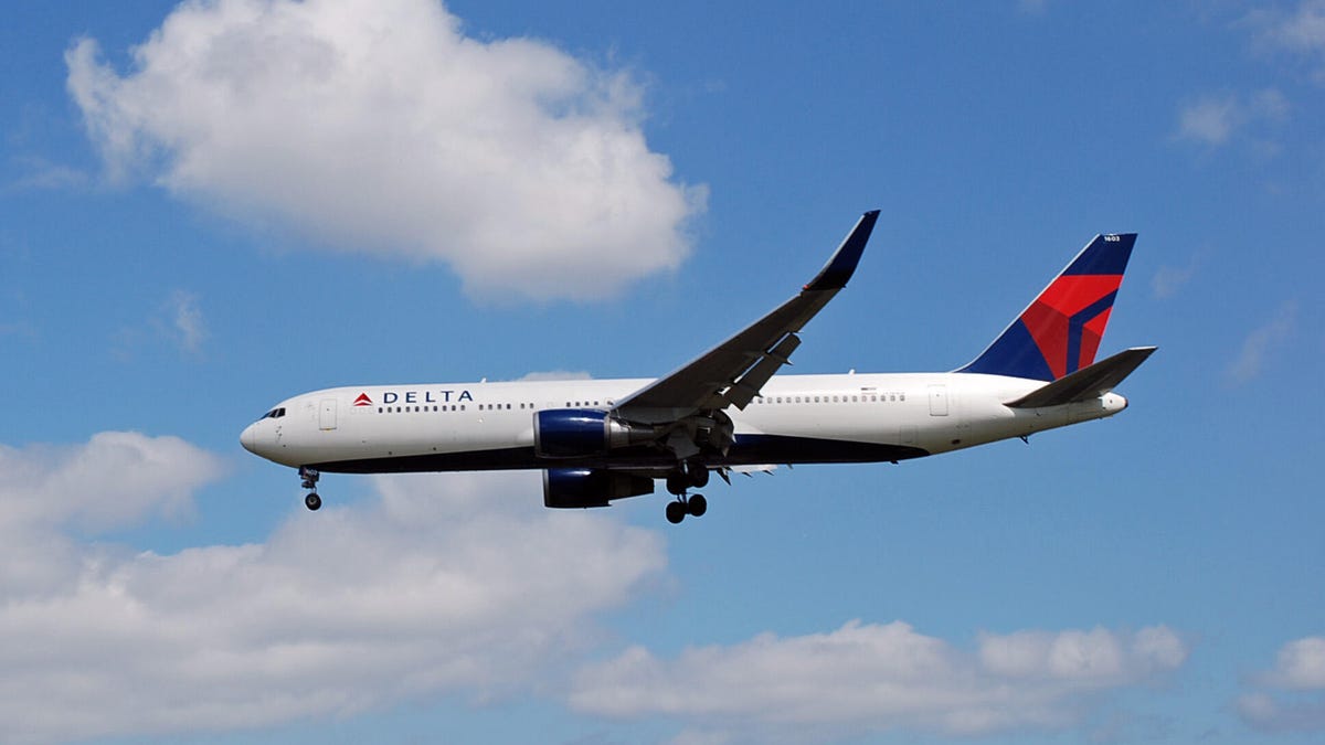 A Delta Airlines 767 in flight
