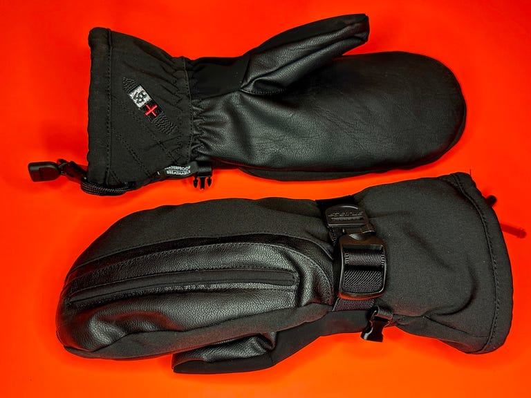 The Seirus Magna Mitt Heatwave Plus Soundtouch Summit is a mitt and glove all in one