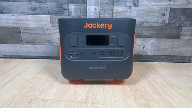 Jackery Explorer 1500 Pro