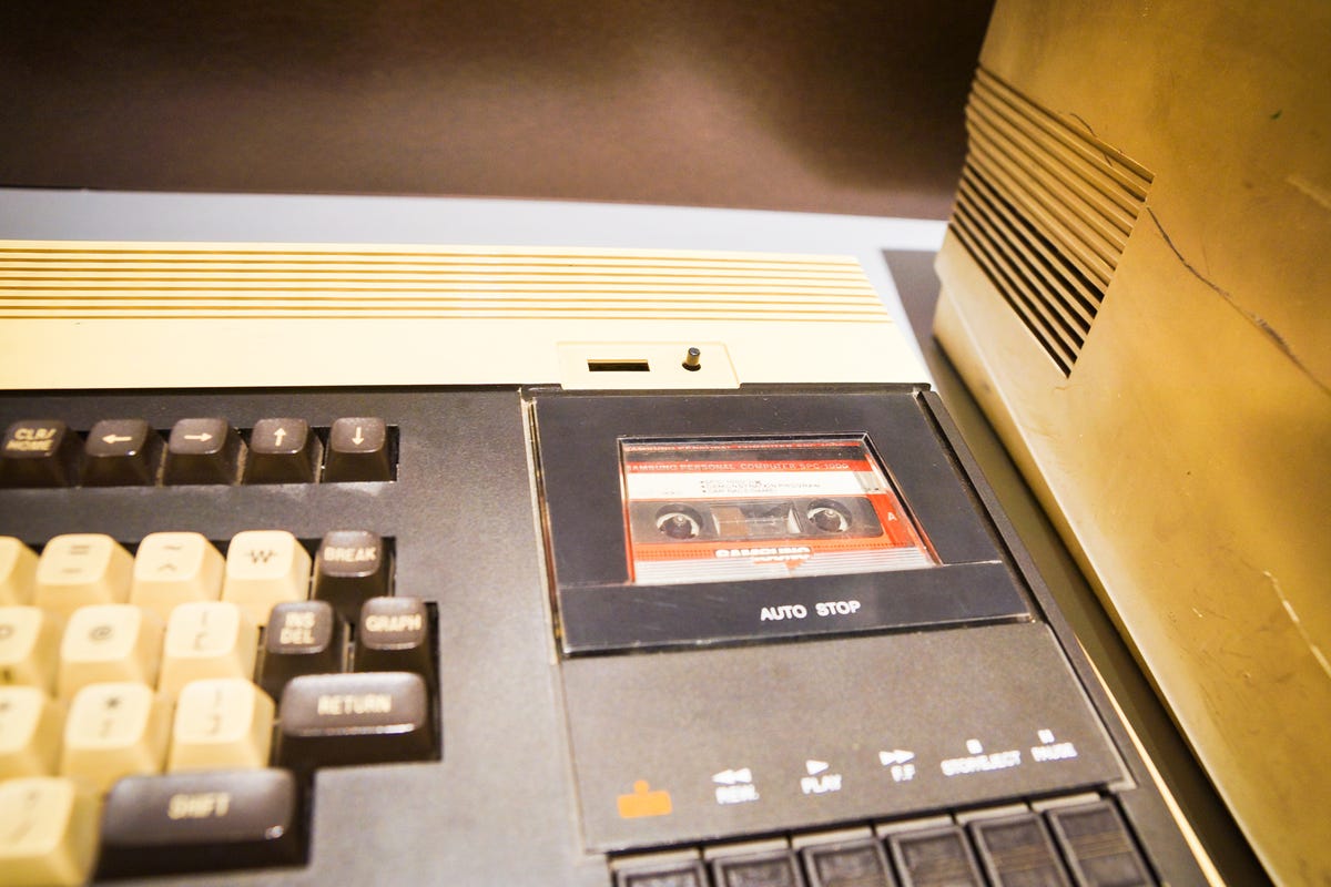 samsungcomputer-cassette-1983.jpg