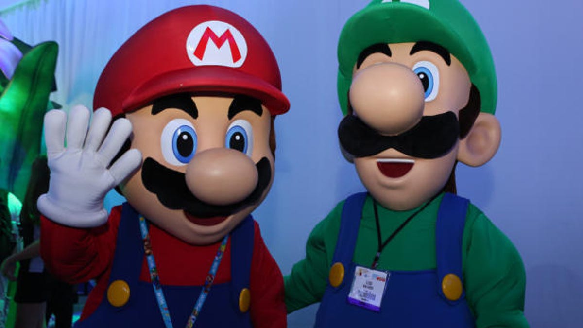 No Mario and Luigi minigames for your smartphone.