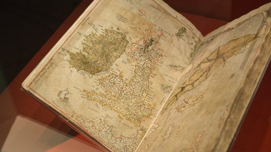 historical-maps-exhibit-london-46.jpg