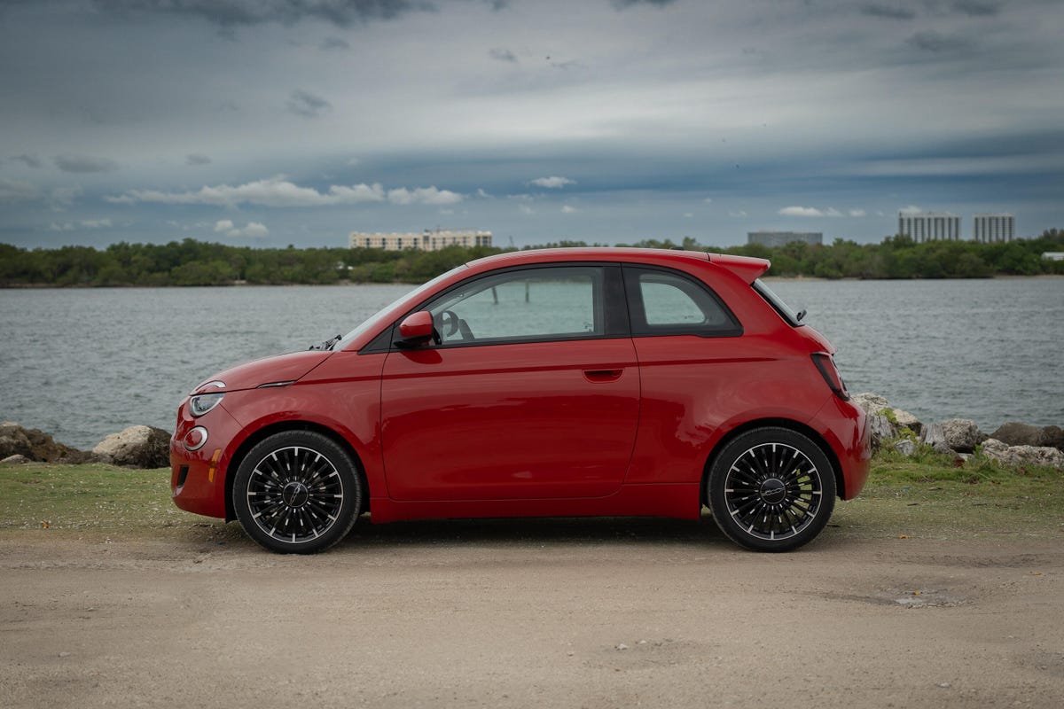 2024 Fiat 500e Inspi(RED) at the waterfront