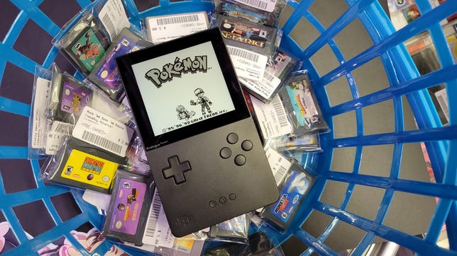 Analogue Pocket review: A Game Boy for the modern age - CNET