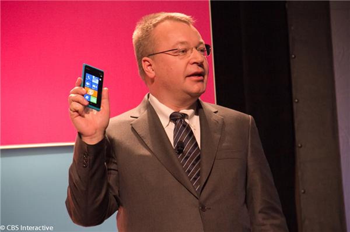 Nokia CEO Stephen Elop shows off the Lumia 900 at CES 2012