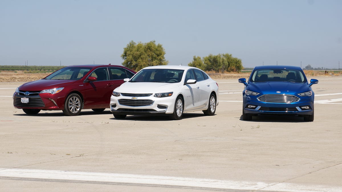 Roadshow Rivals: Mid-size hybrid sedans