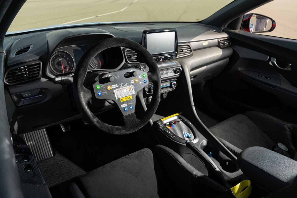 Hyundai RM19 mid-engined Veloster prototype interior