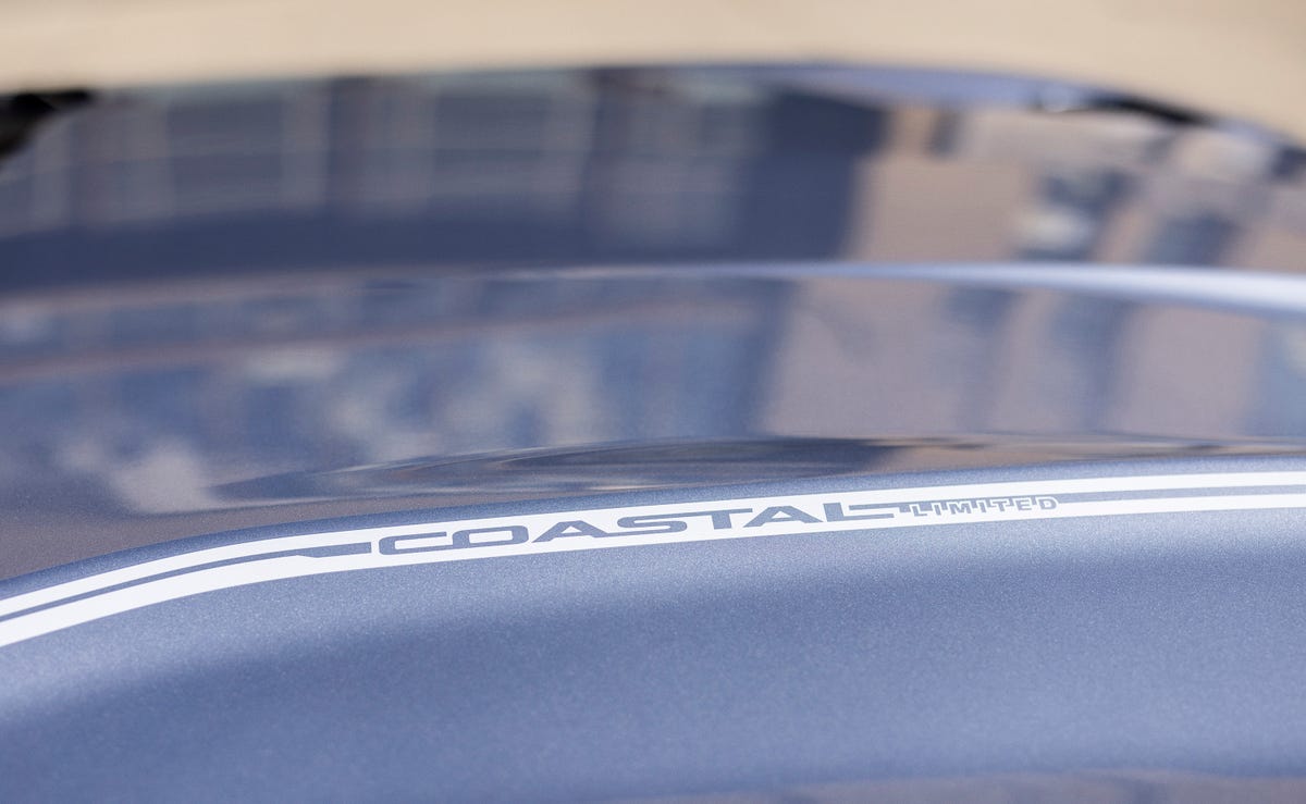 2022 Ford Mustang Coastal Edition