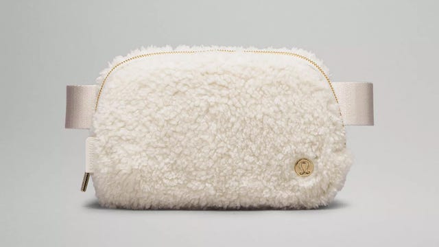 white-lululemon-fleece-bag