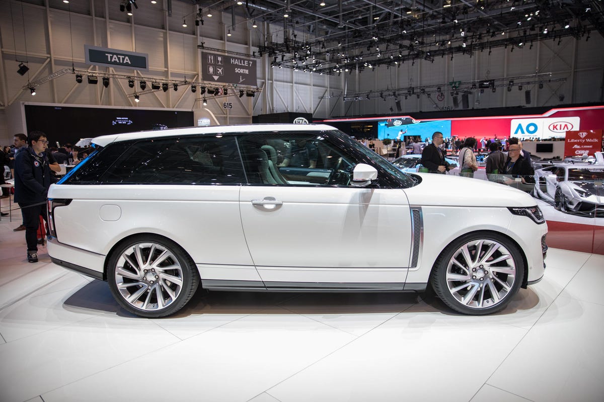 teugels Assimileren kader Range Rover SV Coupe is a $295,000 work of art with two doors - CNET