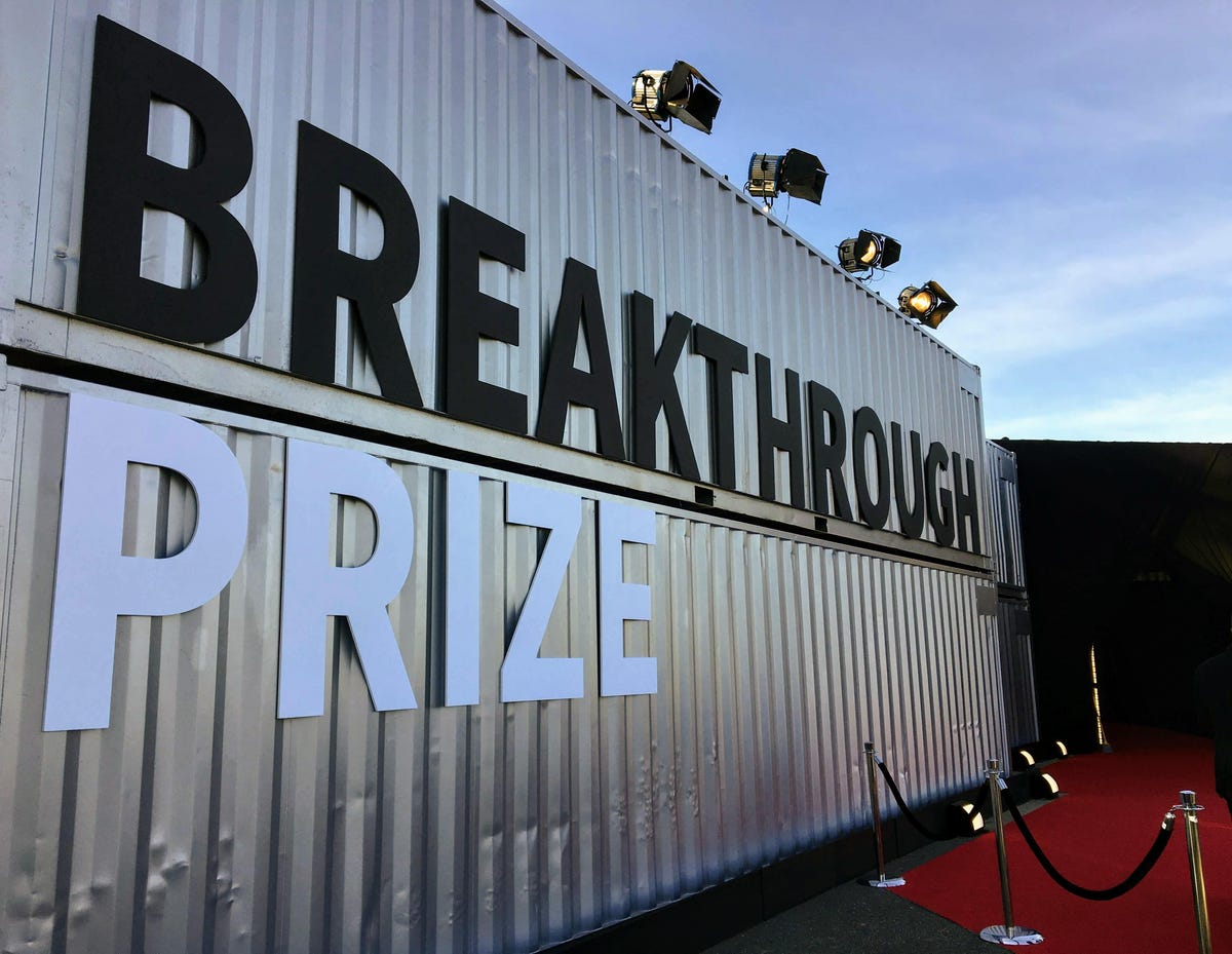 breakthrough-prize-sign