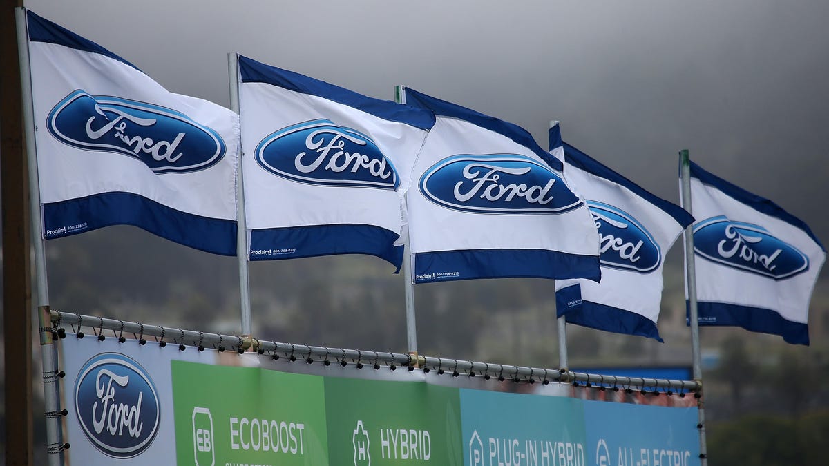 Ford First Quarter Earnings Drop Due To Strong Dollar, Weak Sales