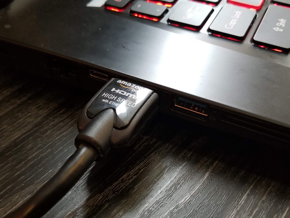 Formode jage komprimeret Connecting your laptop to a TV is easier than you think - CNET