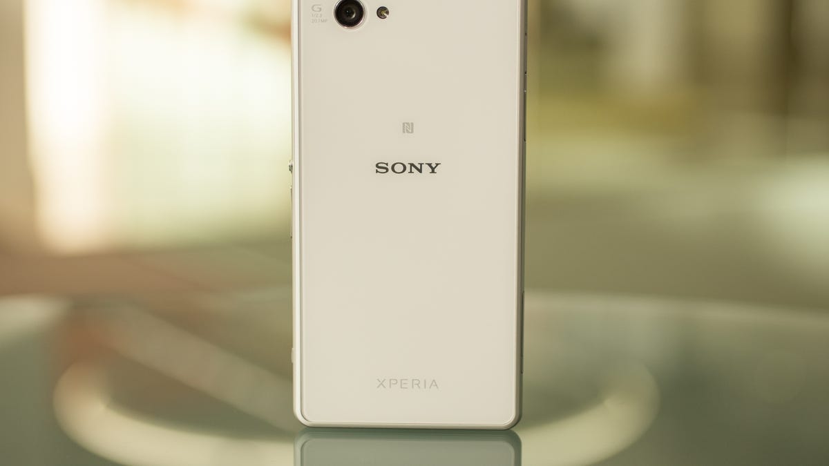 Groet Verslaggever gracht Sony Xperia Z1 Compact review: The best small Android phone to buy right  now - CNET