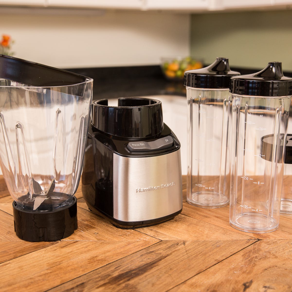 søn Forkorte Porto Hamilton Beach Stay or Go Blender review: Easy but slow smoothies to grab  and go - CNET