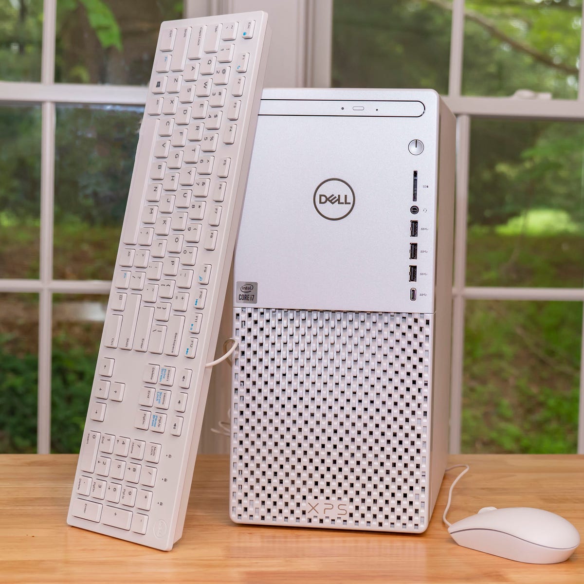 Dell XPS Desktop 8940 Special Edition review: A whole lot of computer in a  small space - CNET