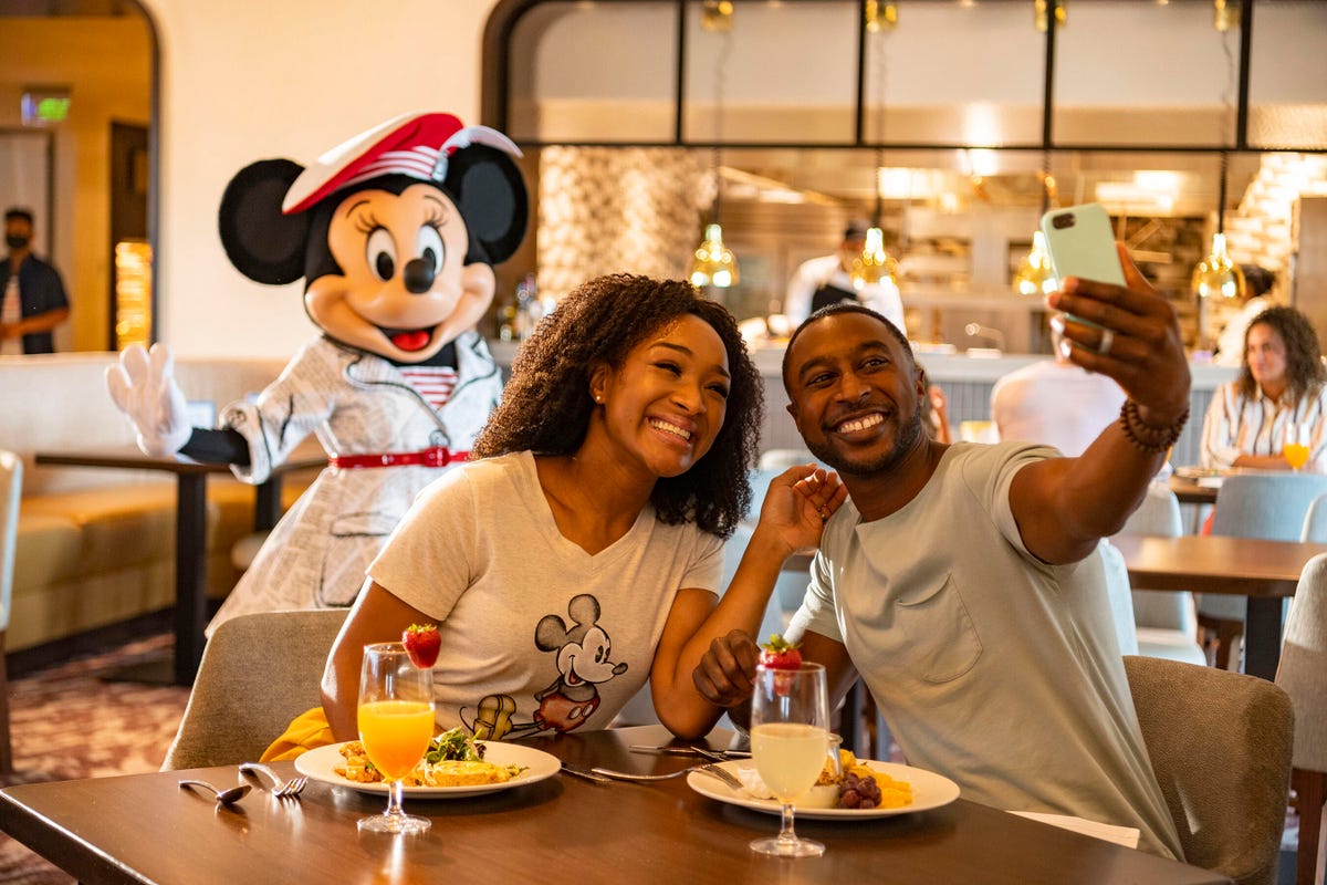 Disney World reopening character dining Topolinos Terrace