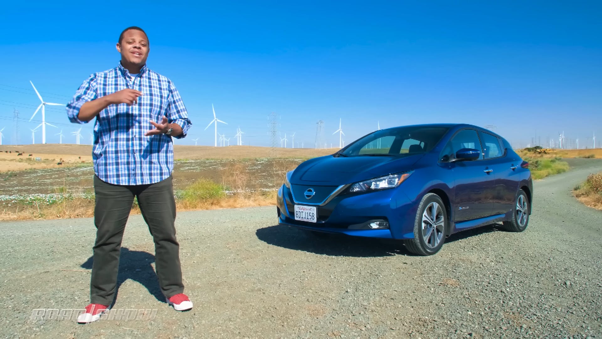 Editor Antuan Goodwin discusses the 2018 Nissan Leaf