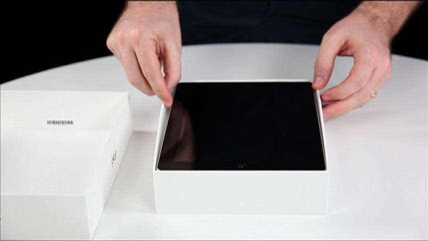 Unboxing the Apple iPad (third-generation)