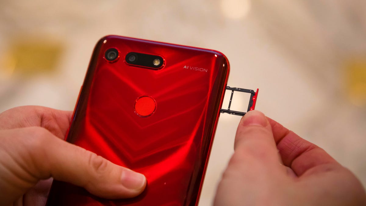 honor-view-20-phone-ces-2019-7458