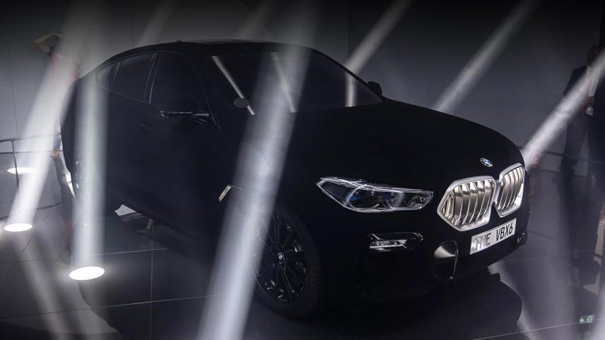  El BMW X6 2020 en Vantablack prácticamente desaparece - Video - CNET