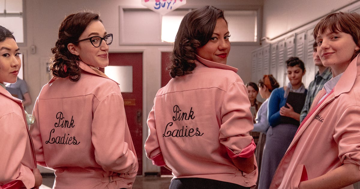 La bande-annonce de “Grease : Rise of the Pink Ladies” présente le groupe de filles original