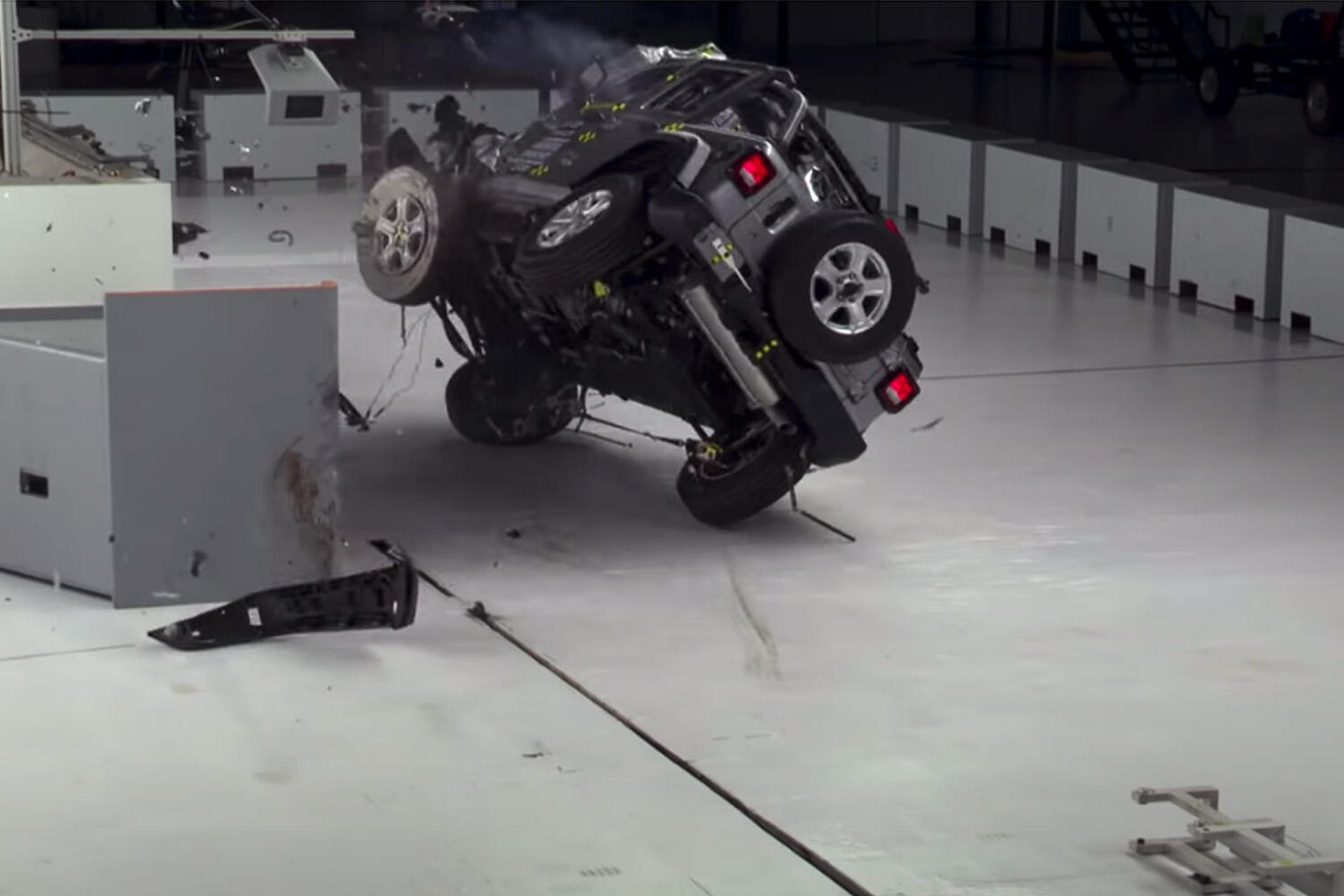 2019 Jeep Wrangler IIHS crash test