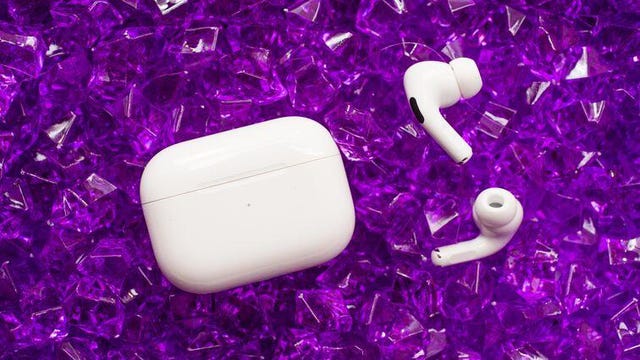 11-apple-airpods-pro