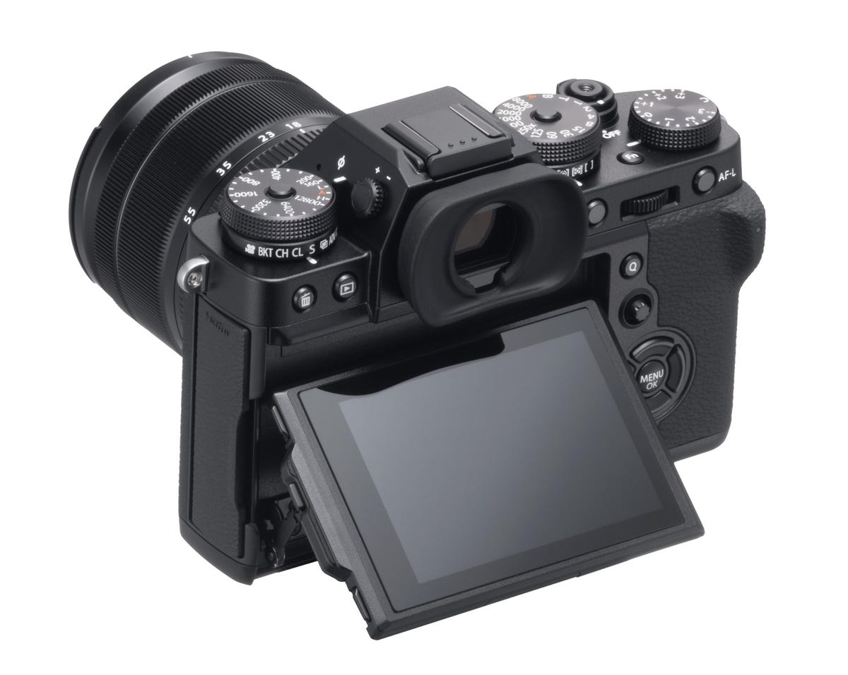 x-t3-black-backobl-monitorup-xf18-55mm